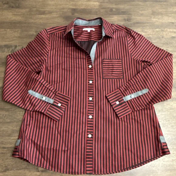 Foxcroft Top Womens 14P Red Black Striped Button Down Up Shirt Non Iron - Picture 2 of 7